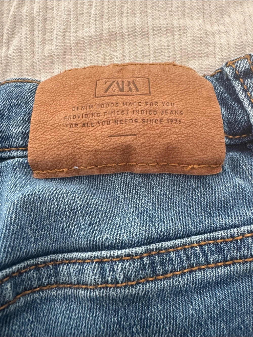 Zara Women's Medium Blue Skinny Jeans